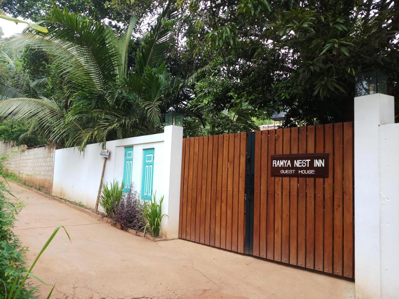 Ramya Nest Inn Mirissa Bagian luar foto