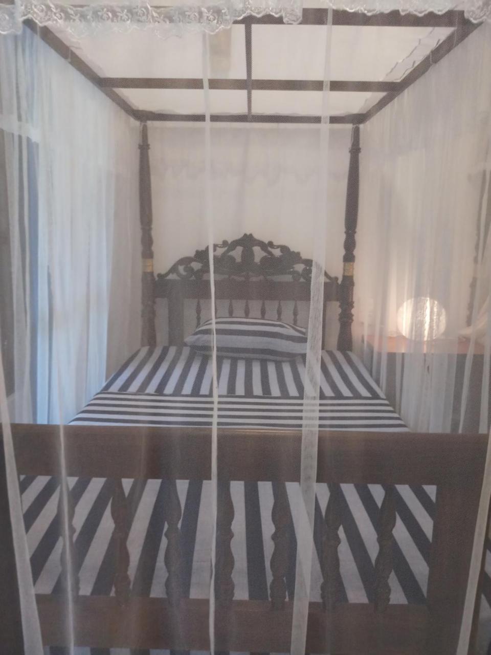 Ramya Nest Inn Mirissa Bagian luar foto
