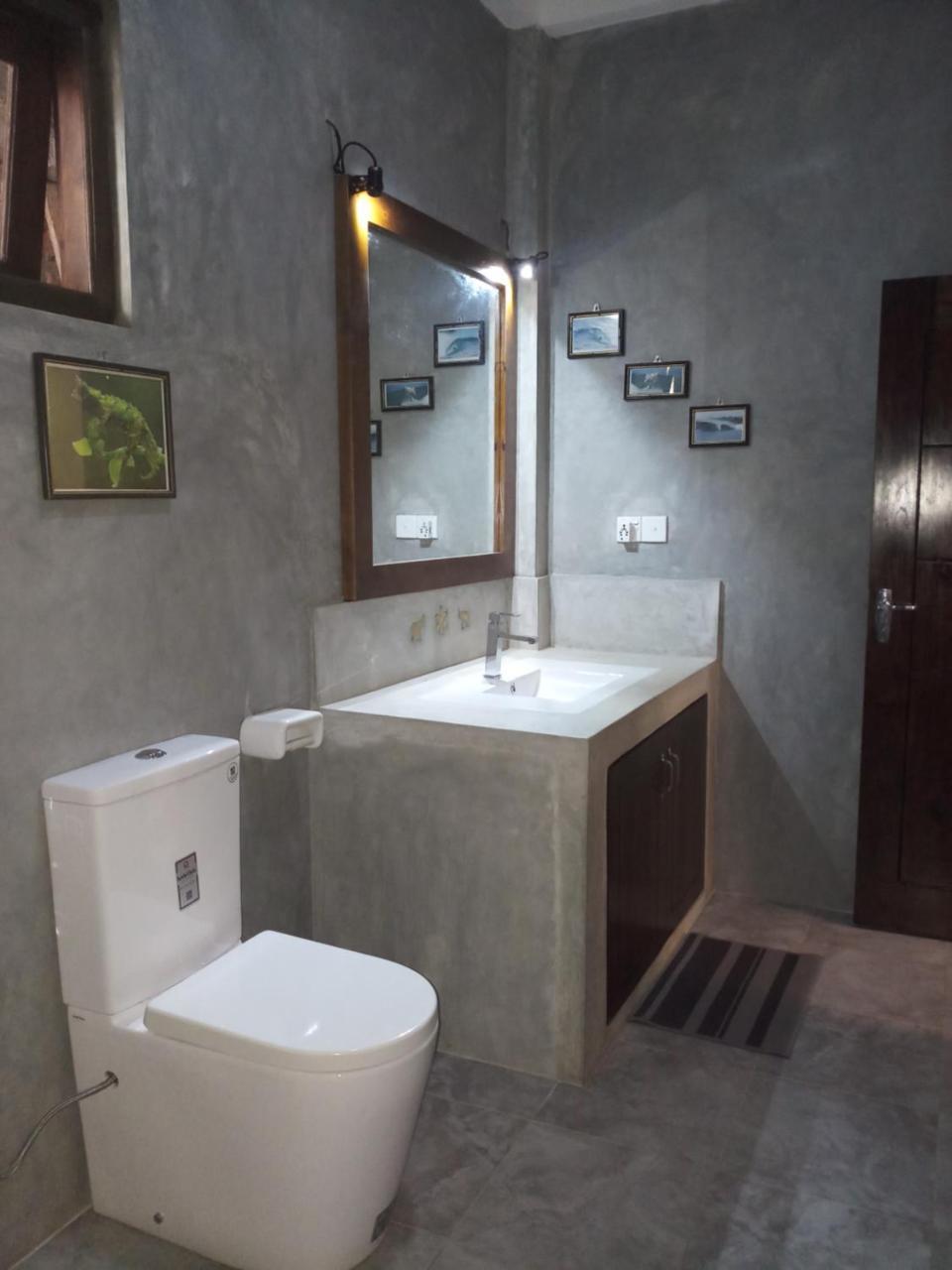 Ramya Nest Inn Mirissa Bagian luar foto